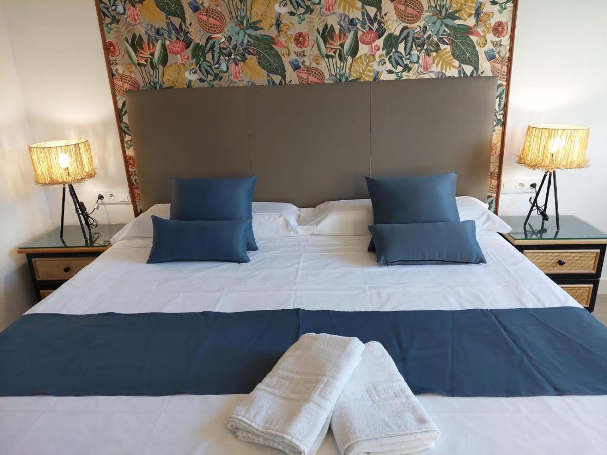 Hostal Garden Rous Paiporta Buitenkant foto